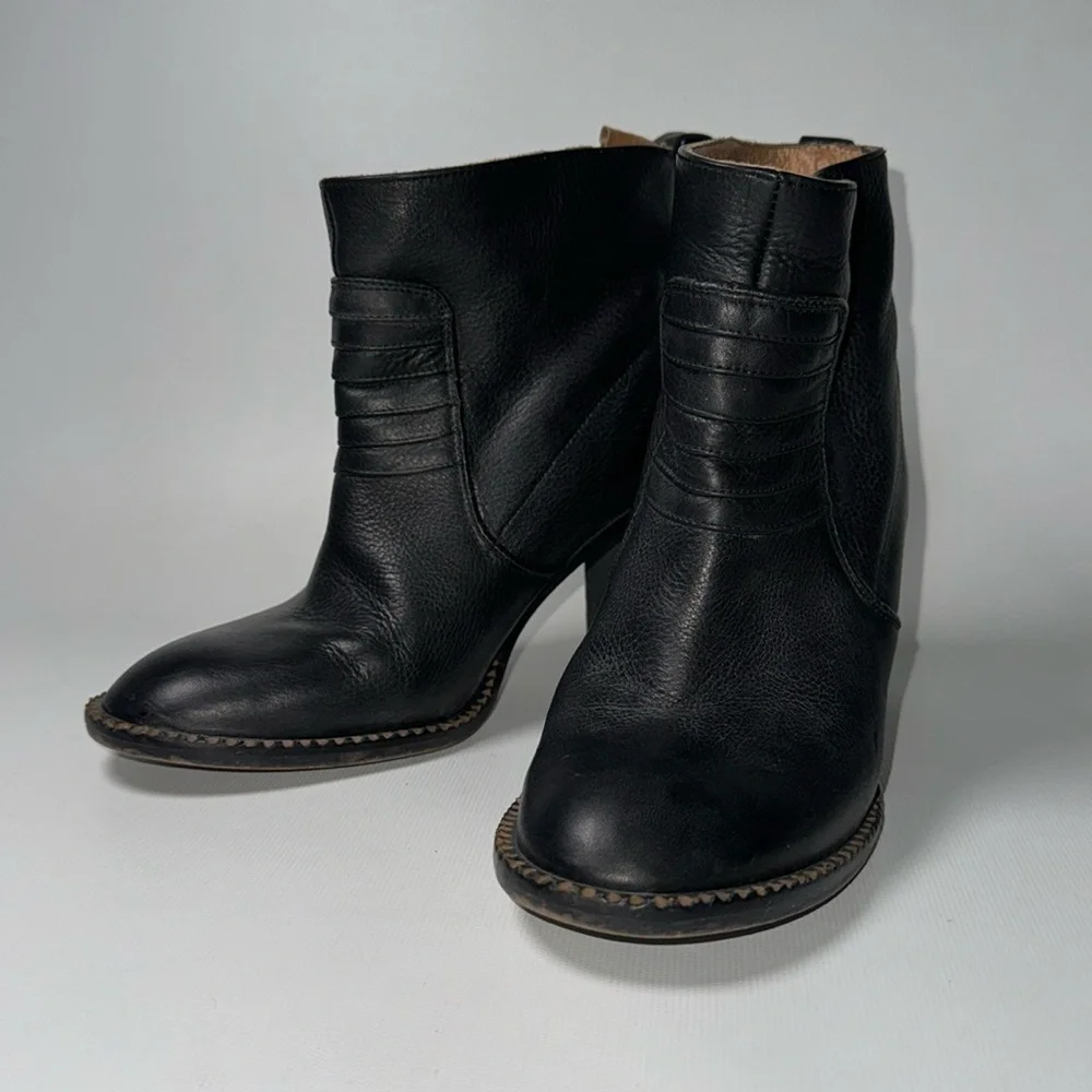 Free People Black Leather Ankle Boots - sz 39